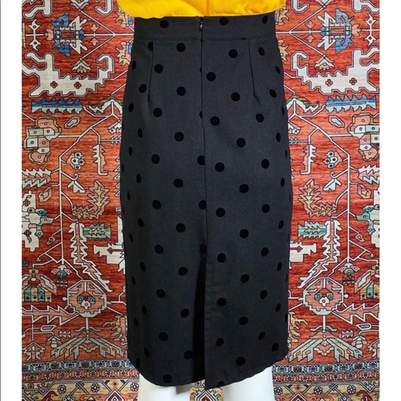 Vintage Italian polka dot pencil skirt - Picture 2 of 2
